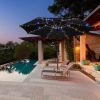 Battery patio umbrella light RGBY